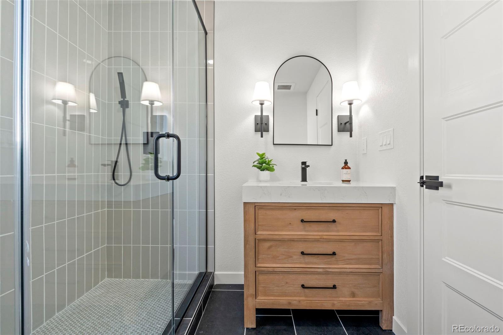 MLS Image #12 for 2990 s elm street,denver, Colorado