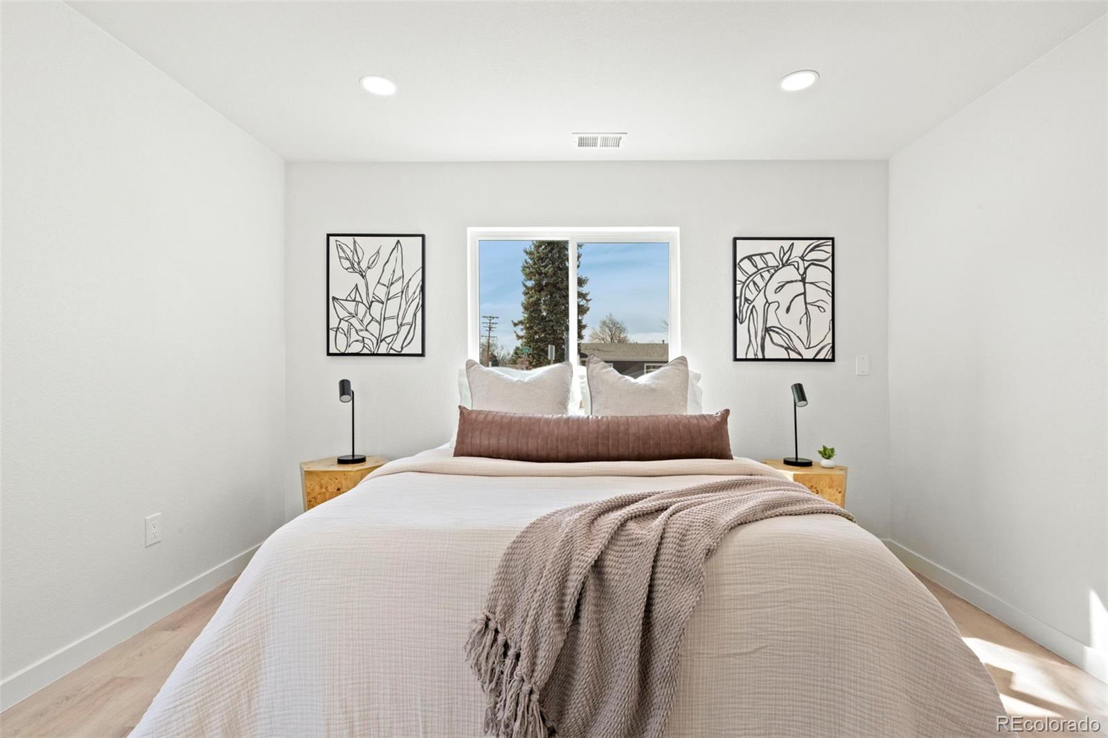 MLS Image #14 for 2990 s elm street,denver, Colorado