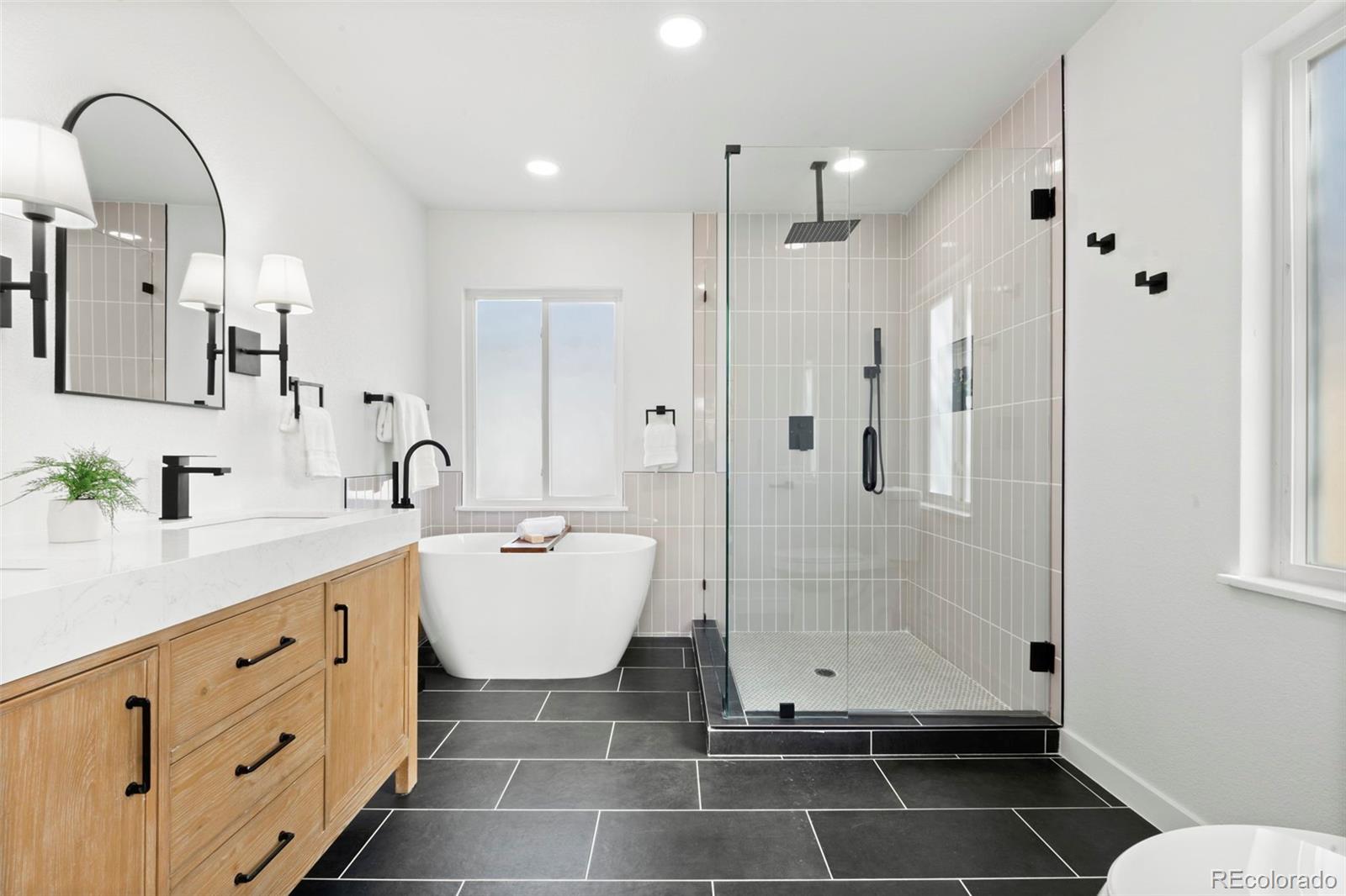 MLS Image #17 for 2990 s elm street,denver, Colorado