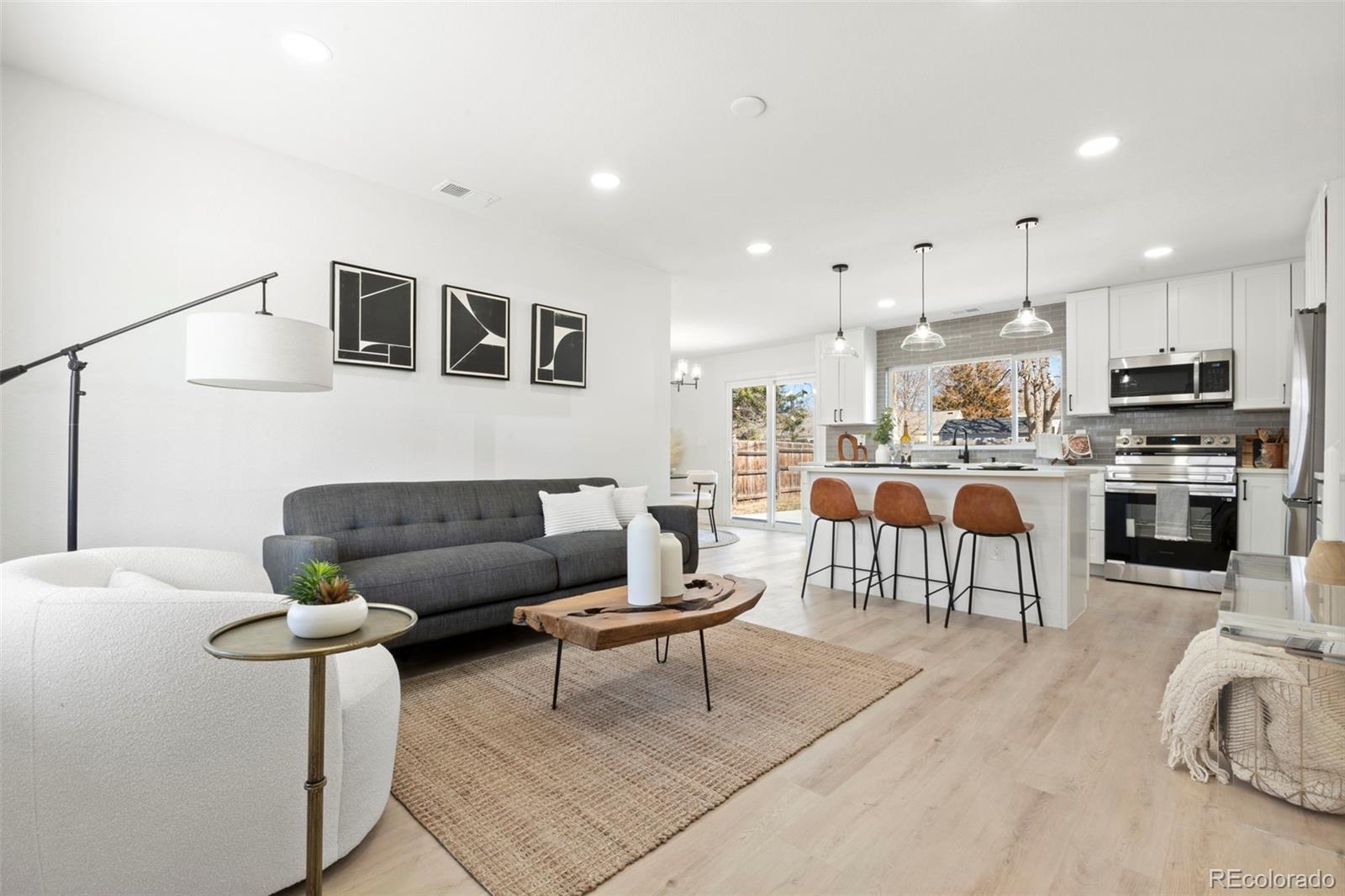 MLS Image #3 for 2990 s elm street,denver, Colorado