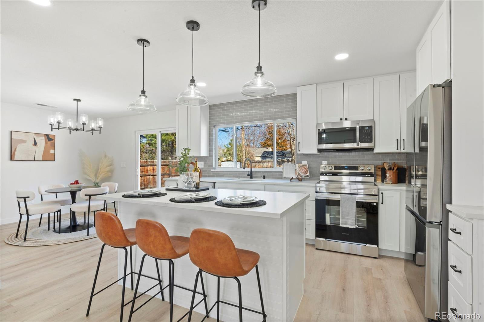MLS Image #6 for 2990 s elm street,denver, Colorado