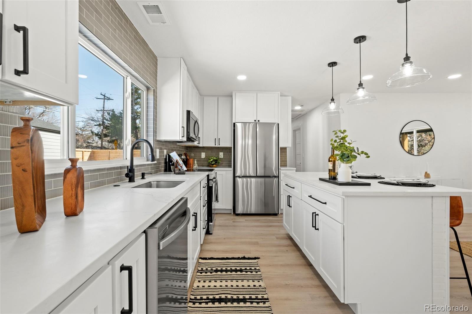 MLS Image #8 for 2990 s elm street,denver, Colorado