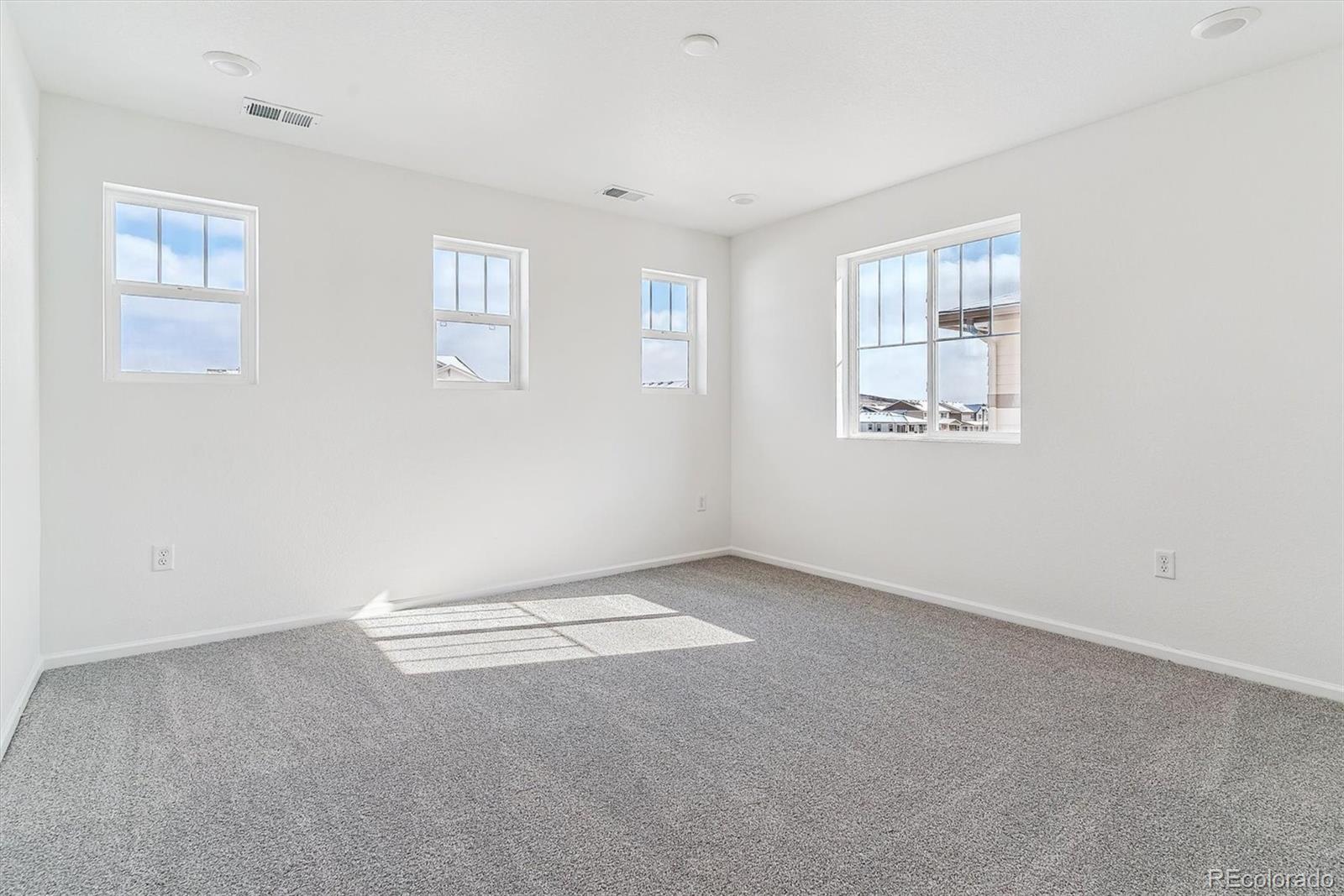 MLS Image #15 for 9165  truckee court,commerce city, Colorado