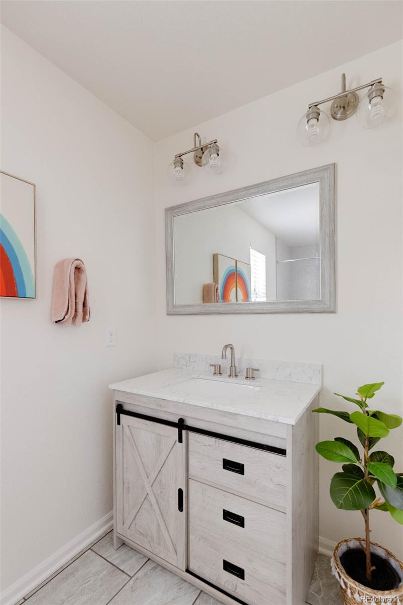 MLS Image #20 for 4920  akron street,denver, Colorado