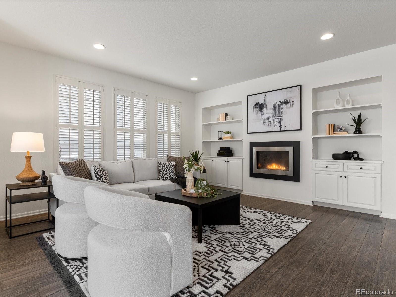 MLS Image #3 for 4920  akron street,denver, Colorado