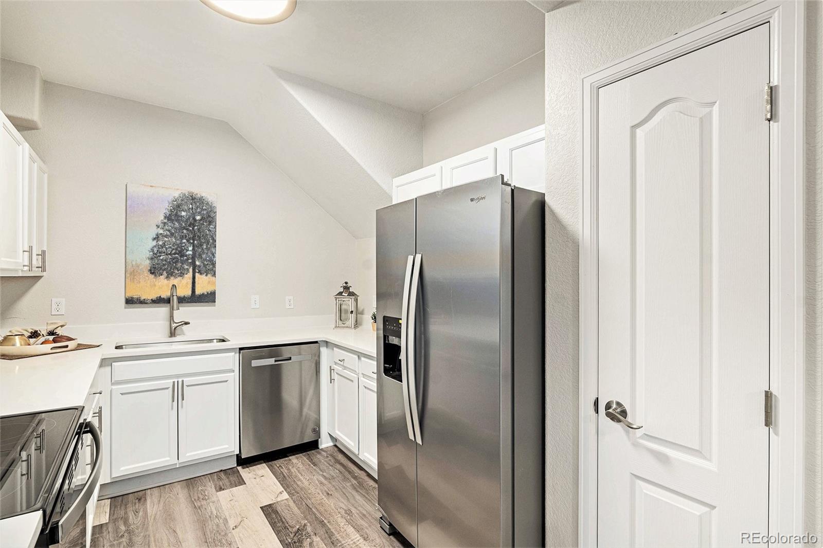 MLS Image #2 for 855 s kalispell circle,aurora, Colorado