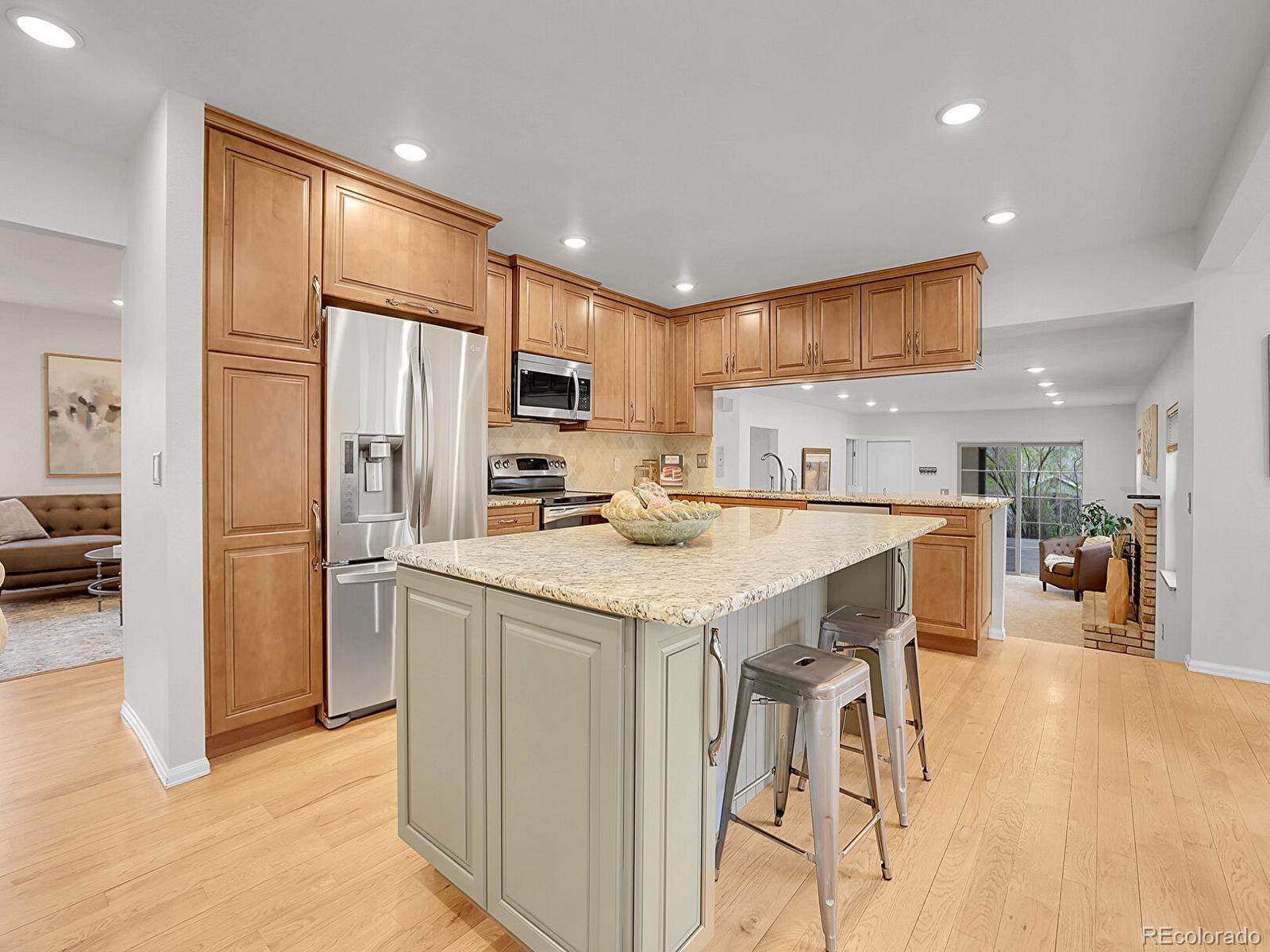 MLS Image #3 for 1866 w davies avenue,littleton, Colorado