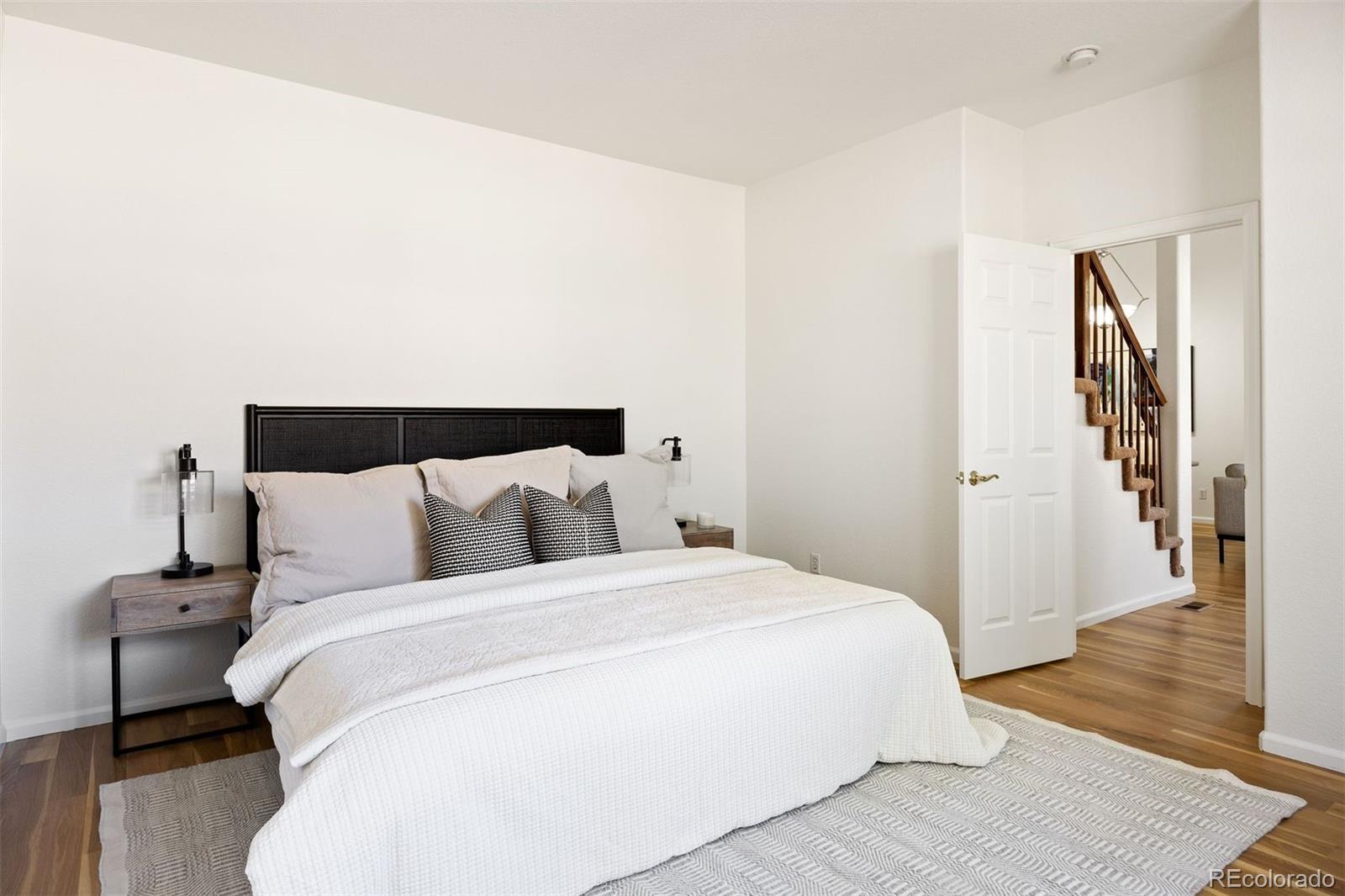 MLS Image #13 for 7944 e lowry boulevard,denver, Colorado