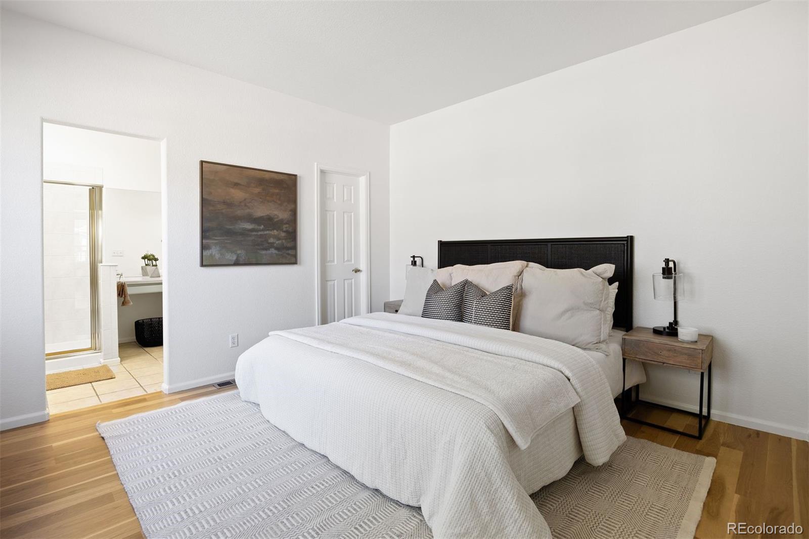 MLS Image #3 for 7944 e lowry boulevard,denver, Colorado