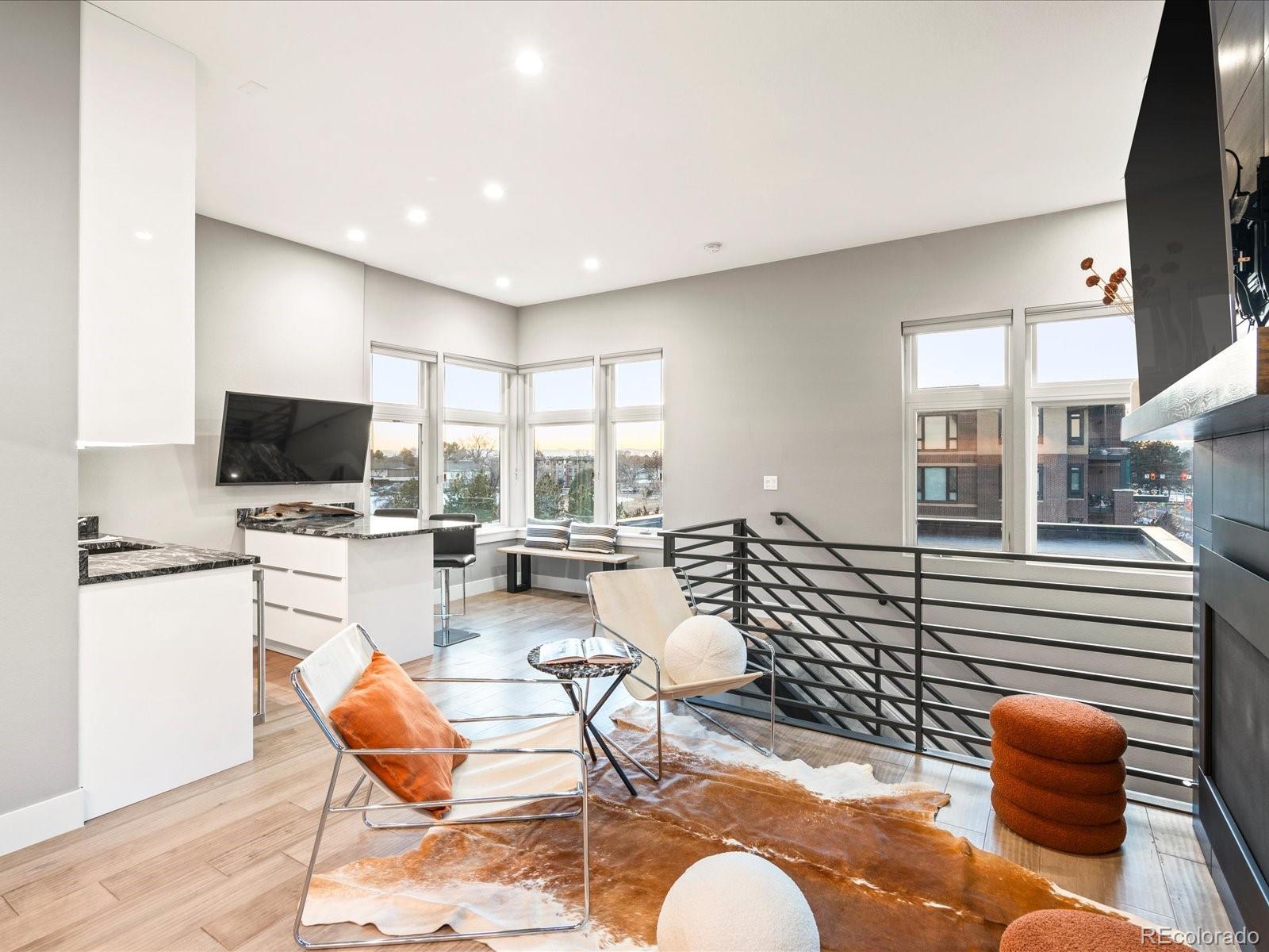 MLS Image #3 for 6708 e lowry boulevard ,denver, Colorado