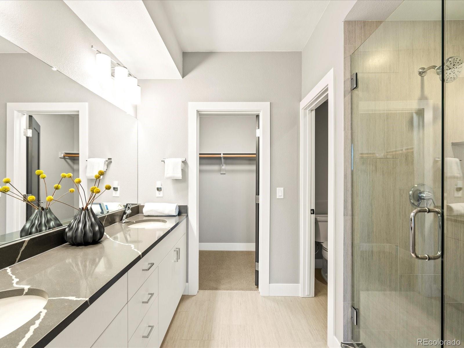 MLS Image #31 for 6708 e lowry boulevard ,denver, Colorado