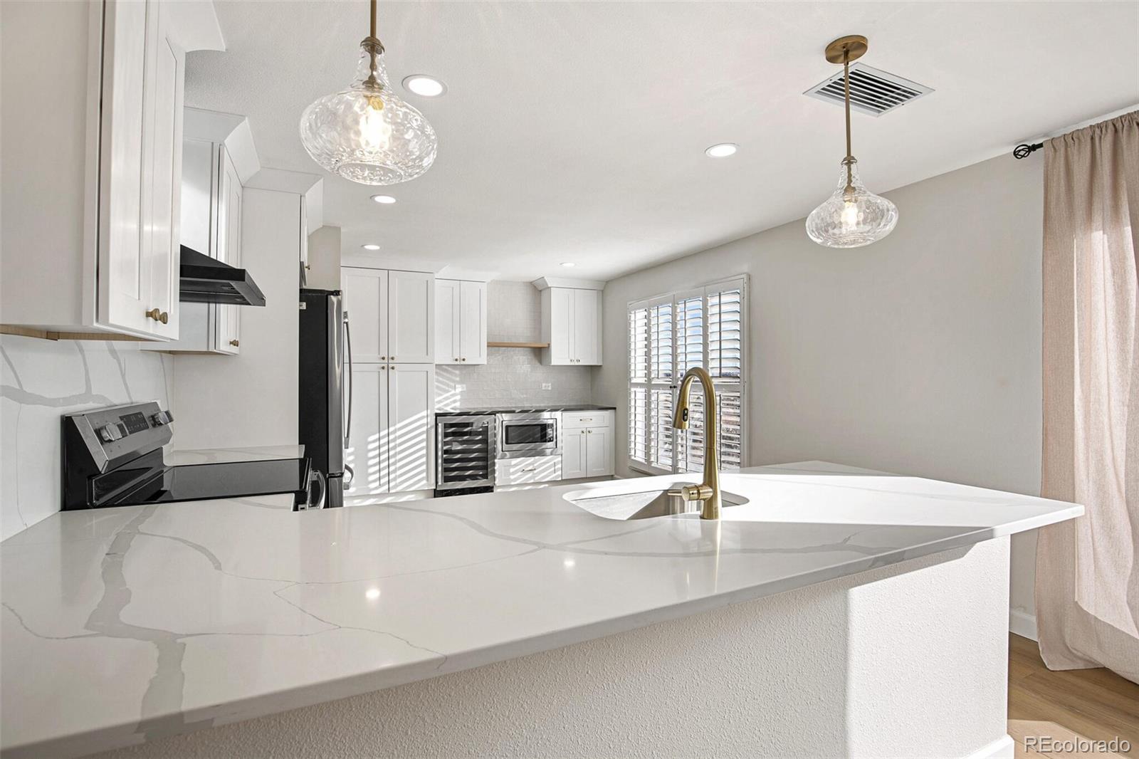 MLS Image #15 for 2000 e 12th avenue 15d,denver, Colorado