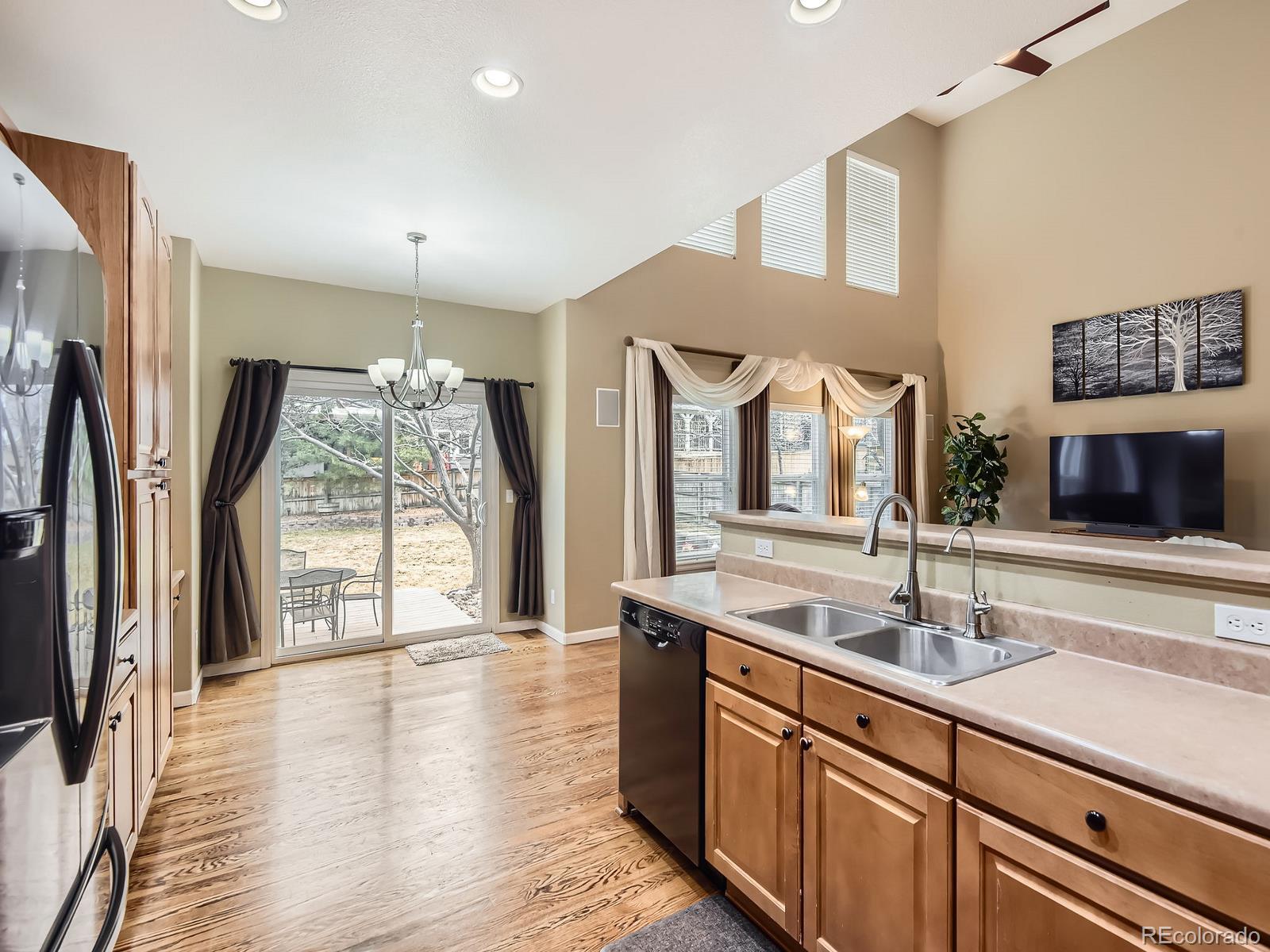 MLS Image #10 for 10172  meadowbriar lane,highlands ranch, Colorado