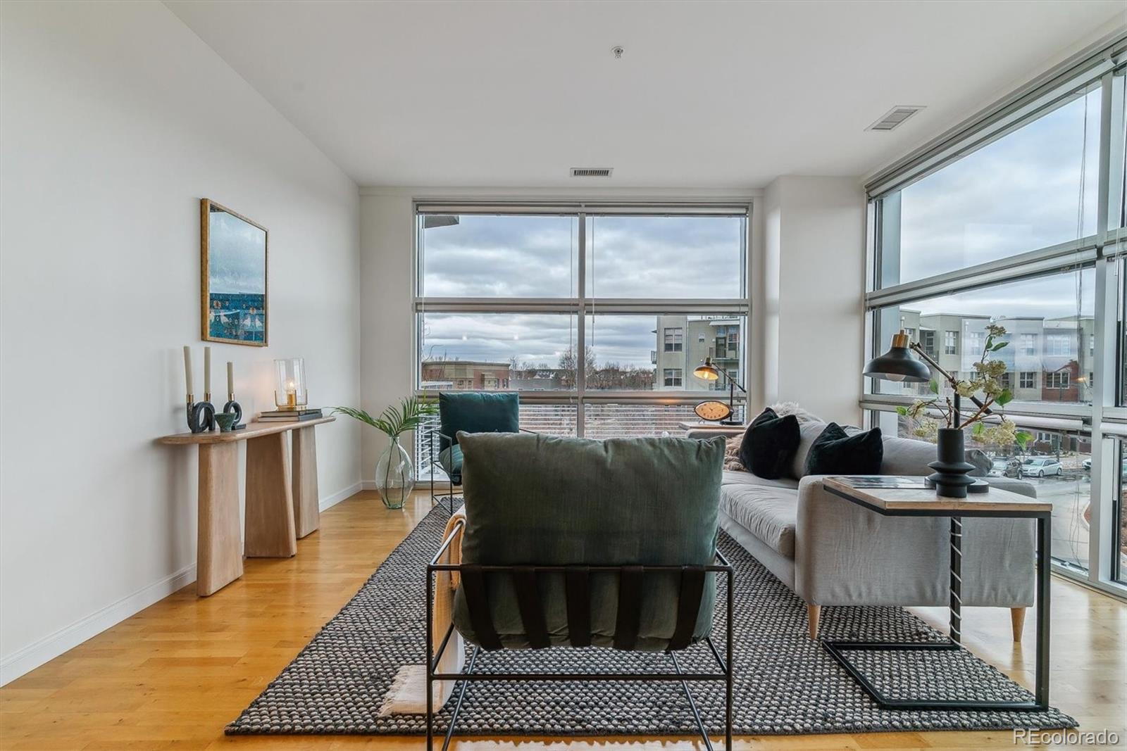 MLS Image #21 for 2958  syracuse street 303,denver, Colorado