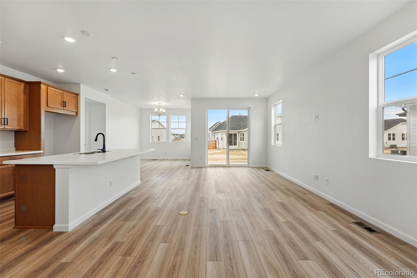 MLS Image #3 for 3431 n denali street,aurora, Colorado