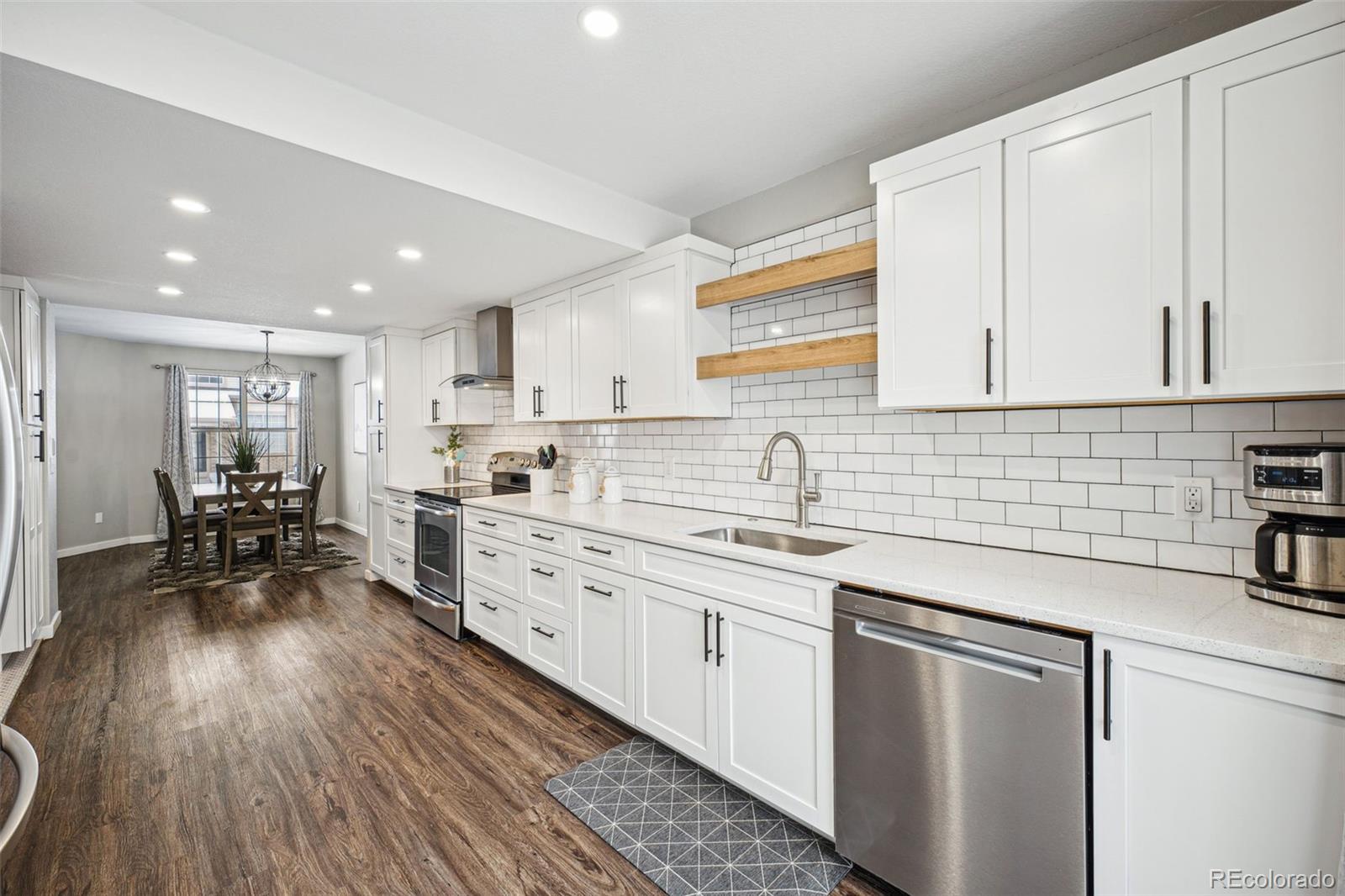 MLS Image #13 for 2054 s xenia way,denver, Colorado