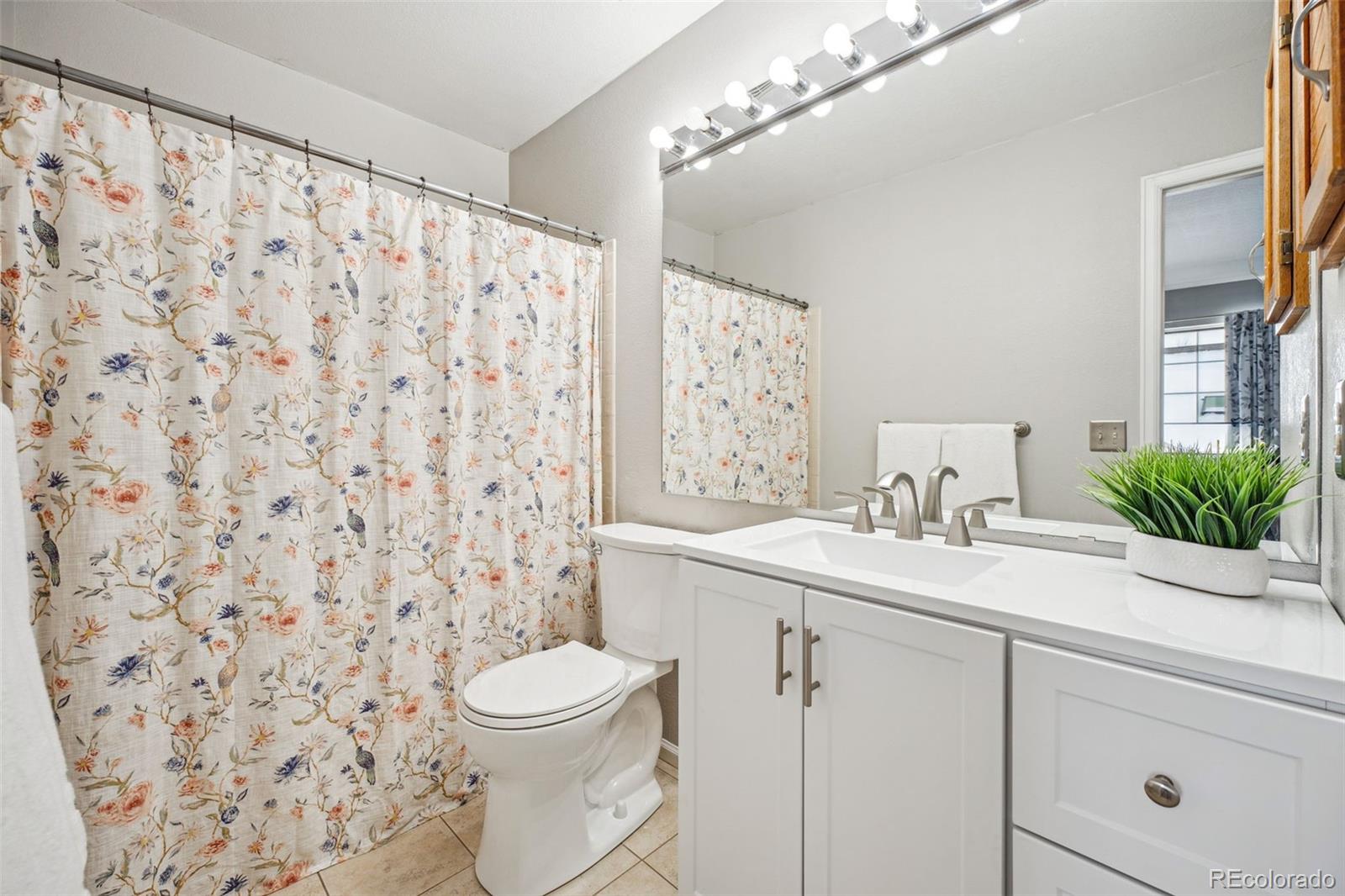 MLS Image #24 for 2054 s xenia way,denver, Colorado