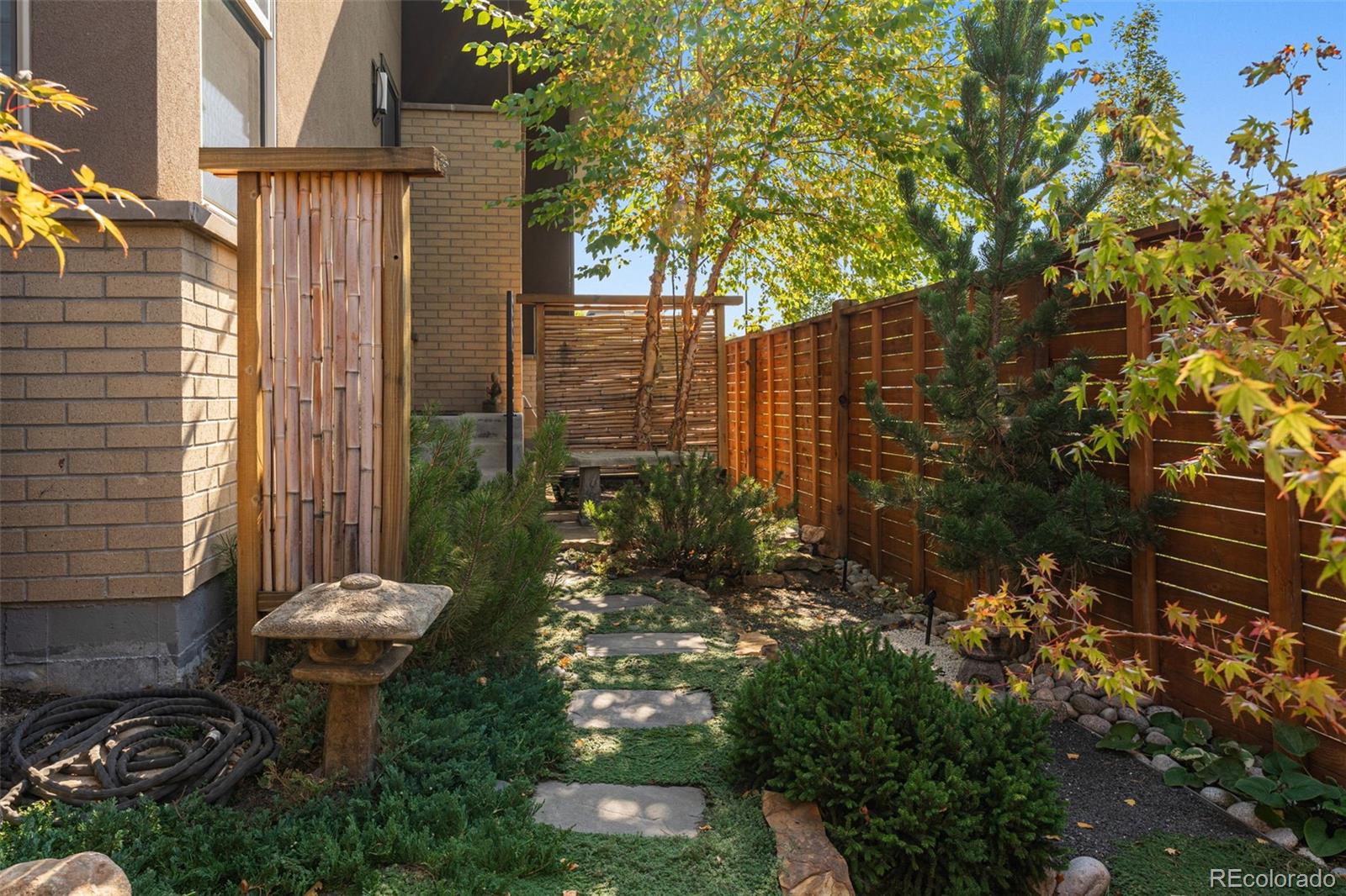 MLS Image #33 for 48  newport street,denver, Colorado