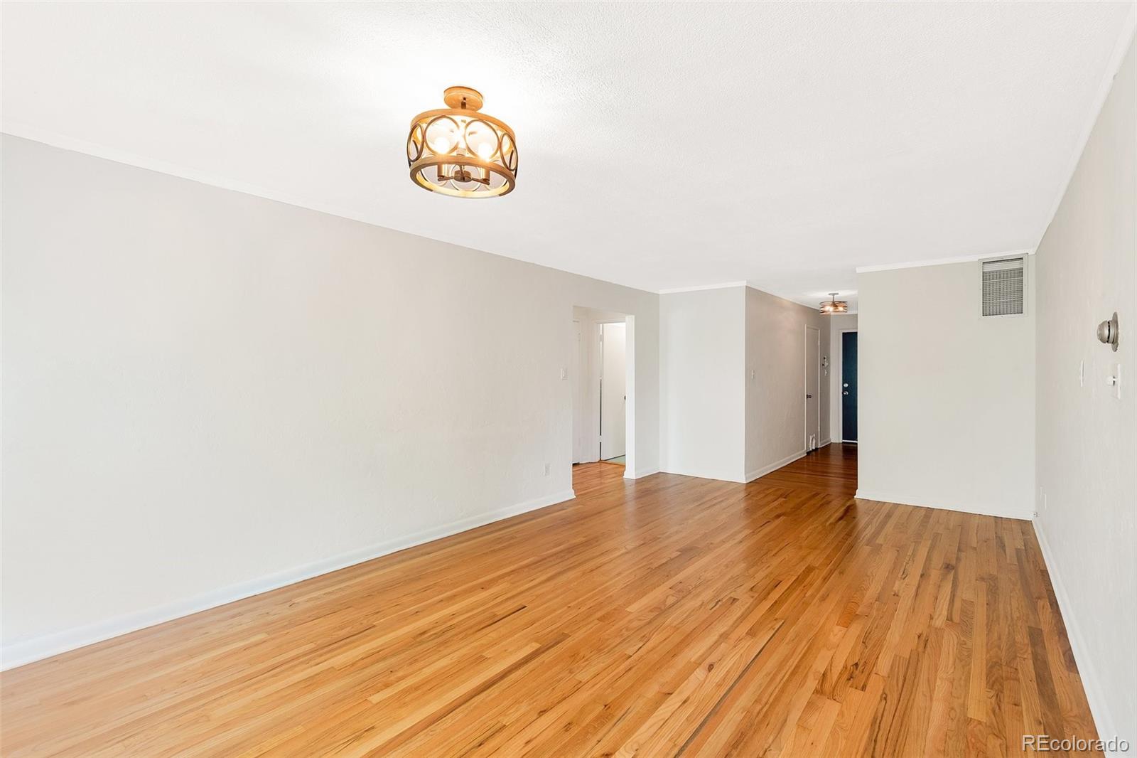 MLS Image #7 for 1375 n williams street,denver, Colorado