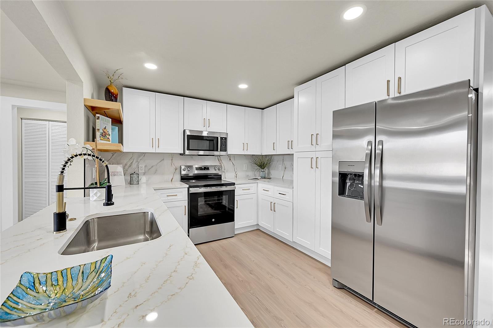 MLS Image #1 for 6631 s cedar street,littleton, Colorado