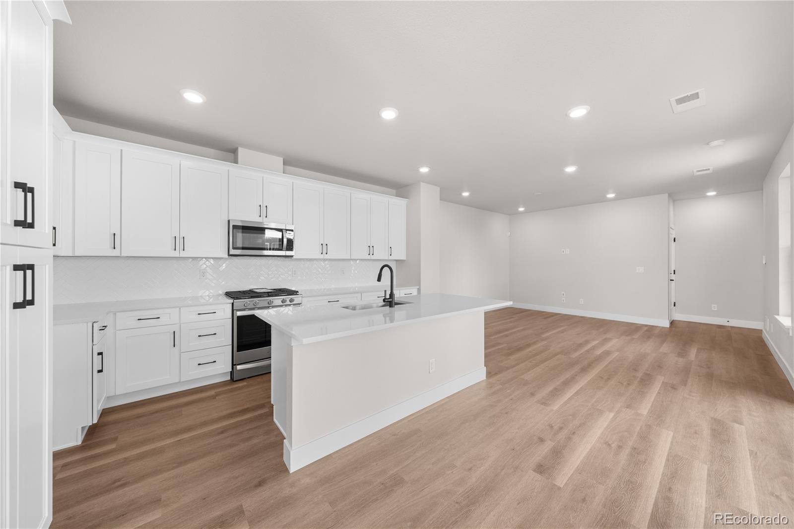 MLS Image #5 for 7210  watercress drive,littleton, Colorado