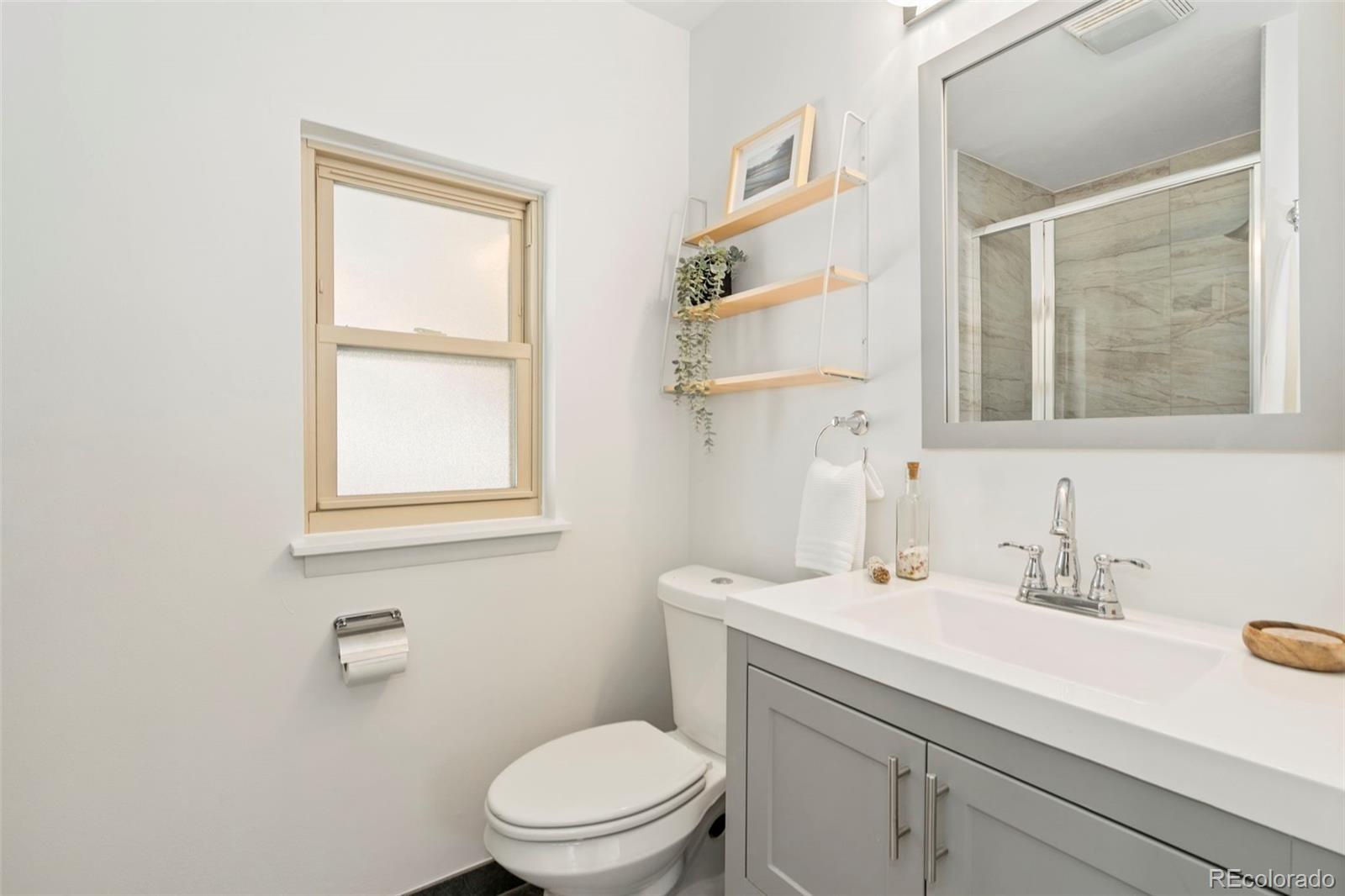 MLS Image #16 for 535 s bryant street,denver, Colorado