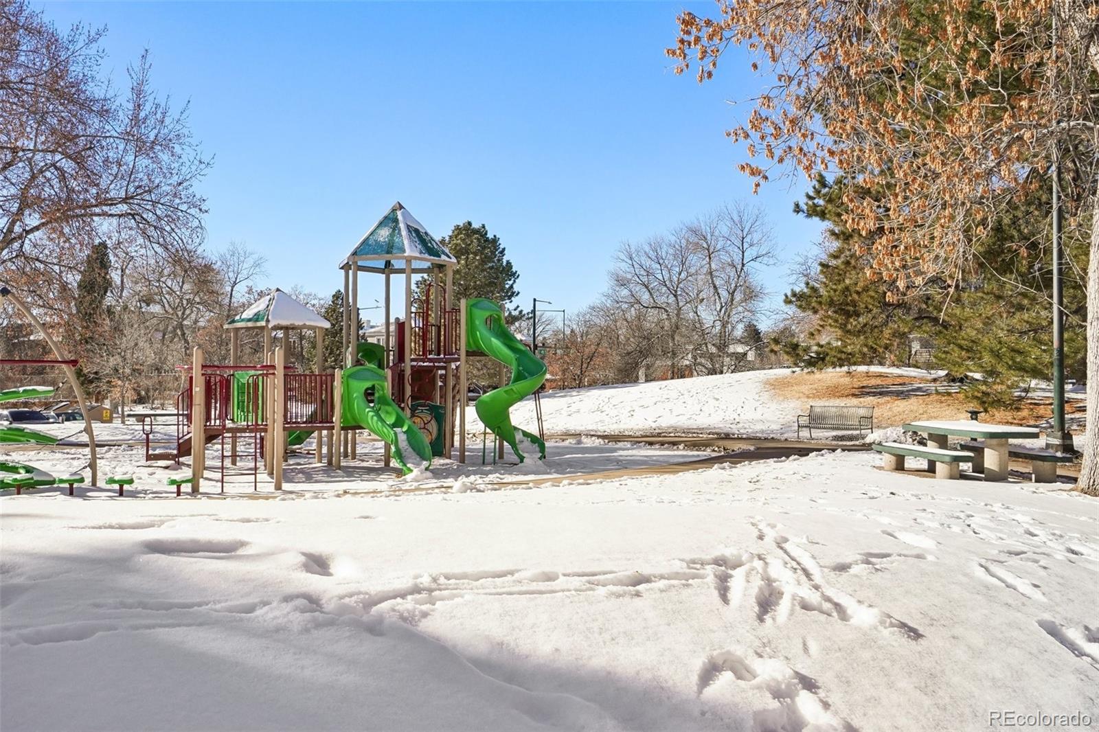 MLS Image #37 for 2  adams street,denver, Colorado