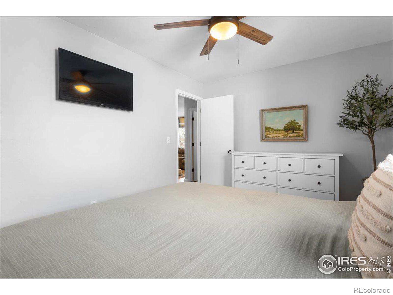 MLS Image #14 for 3632  logan drive,loveland, Colorado