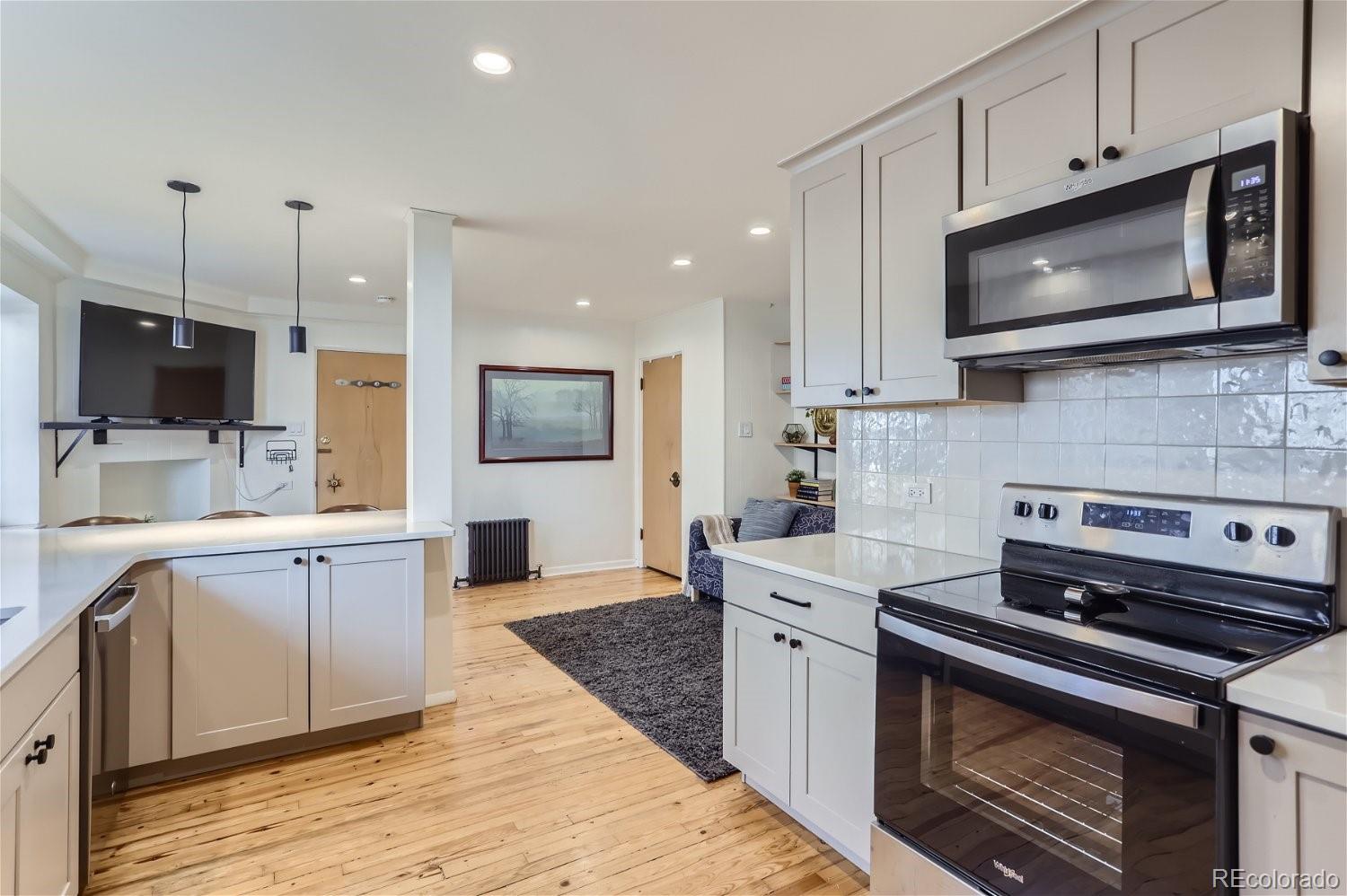 MLS Image #5 for 668 n pennsylvania street,denver, Colorado