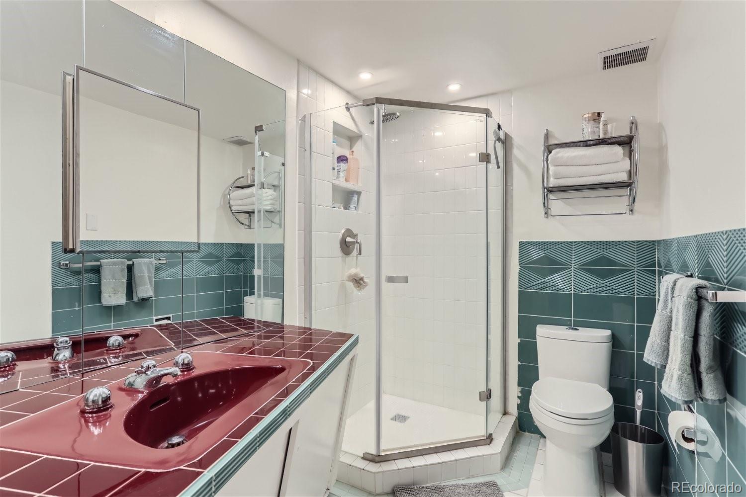 MLS Image #8 for 668 n pennsylvania street,denver, Colorado