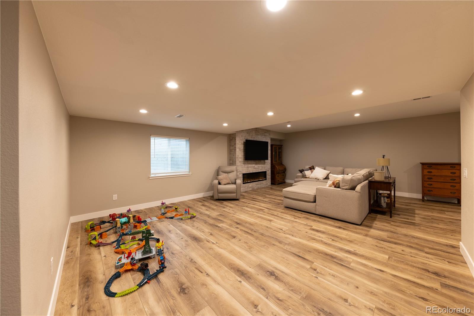 MLS Image #31 for 6759  canyonpoint road,castle pines, Colorado