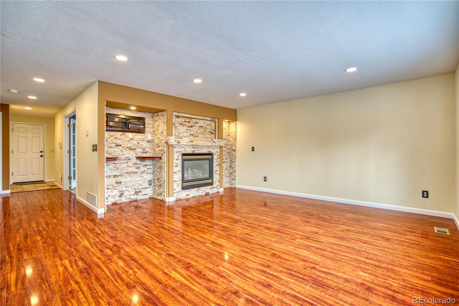 MLS Image #12 for 2320  flagstaff drive,longmont, Colorado