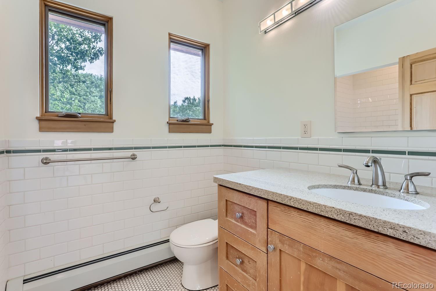 MLS Image #33 for 5635 e 17th avenue parkway,denver, Colorado