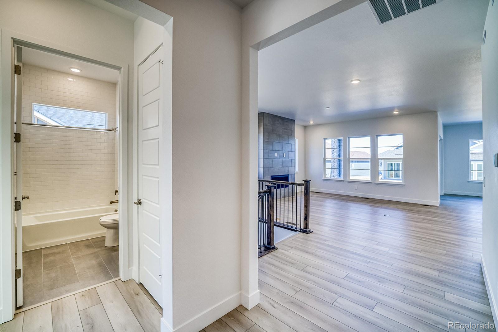 MLS Image #13 for 22097 e rockinghorse parkway,aurora, Colorado