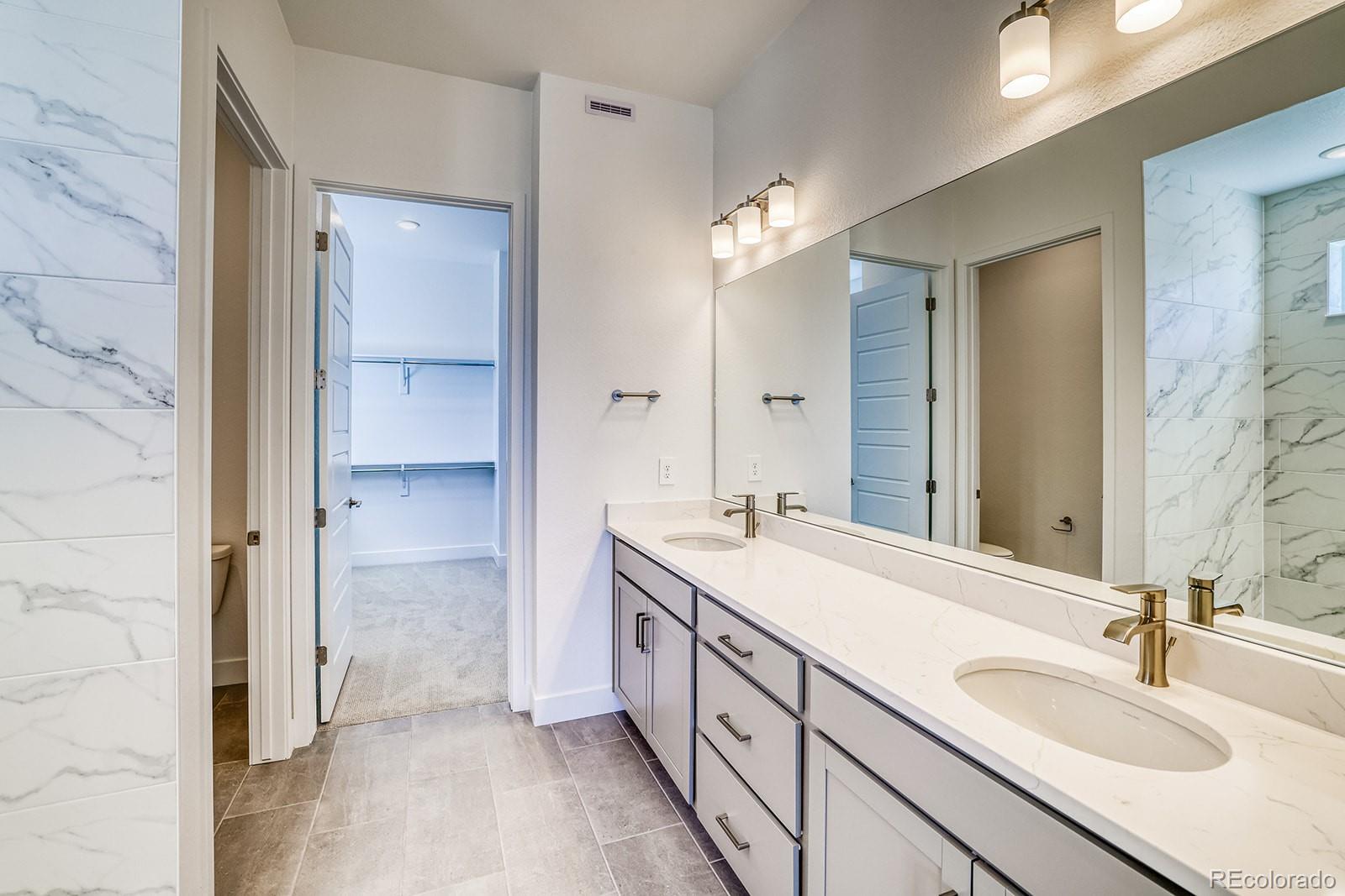 MLS Image #20 for 22097 e rockinghorse parkway,aurora, Colorado