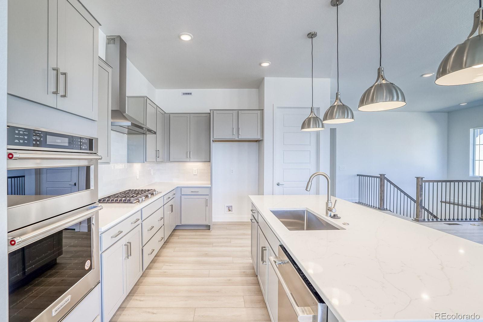 MLS Image #6 for 22097 e rockinghorse parkway,aurora, Colorado
