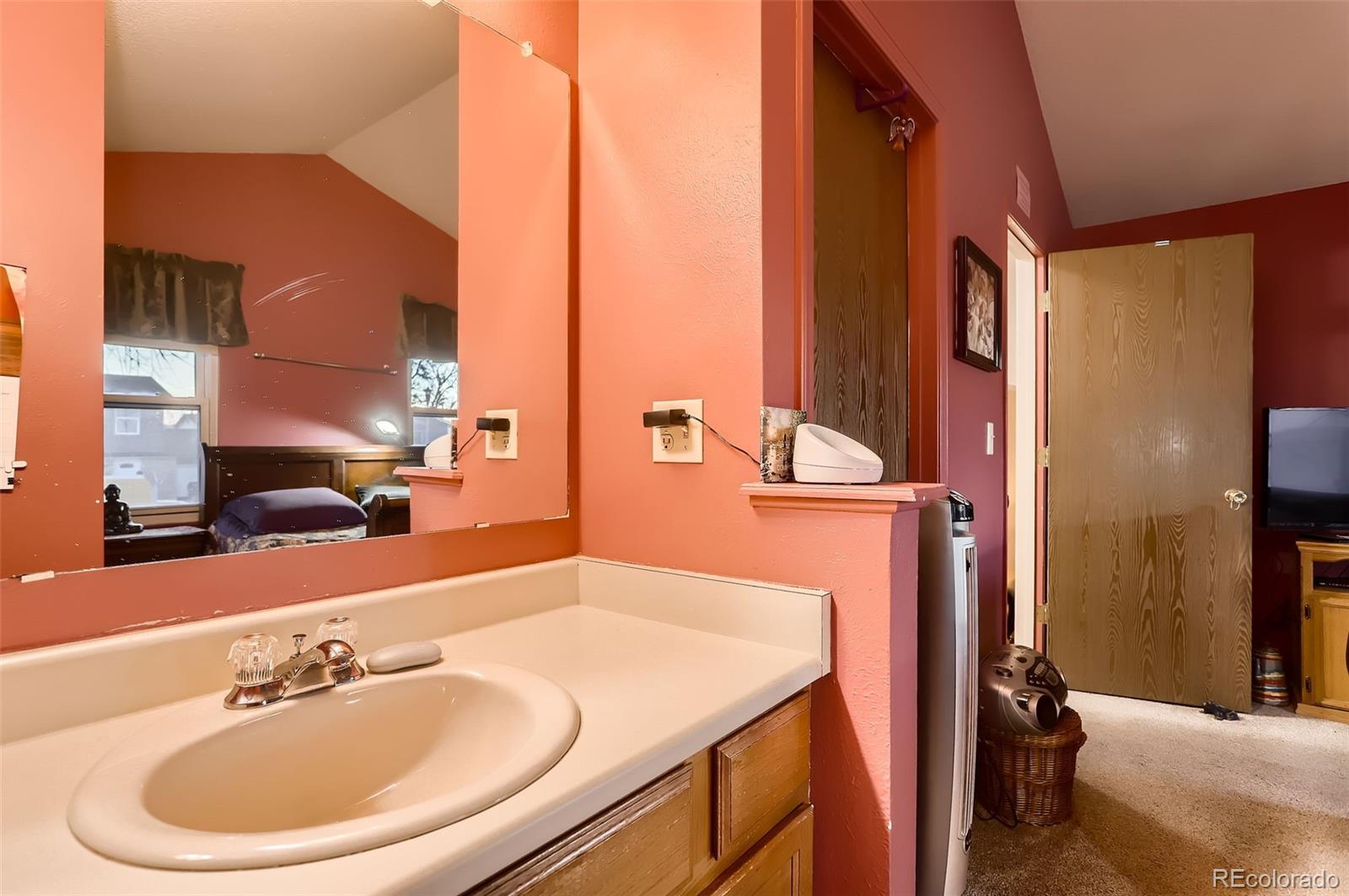 MLS Image #19 for 4582  granby way,denver, Colorado