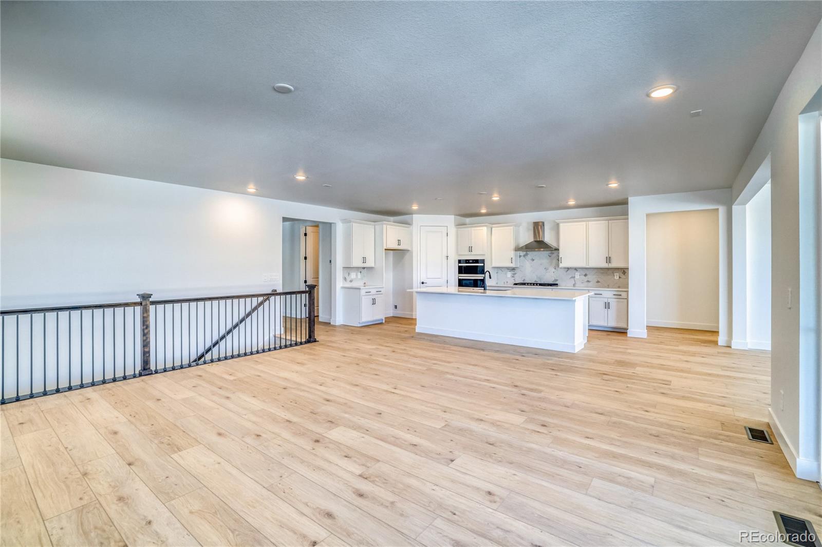 MLS Image #10 for 39555  gwinett circle,elizabeth, Colorado