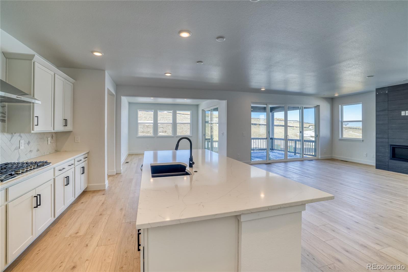 MLS Image #4 for 39555  gwinett circle,elizabeth, Colorado