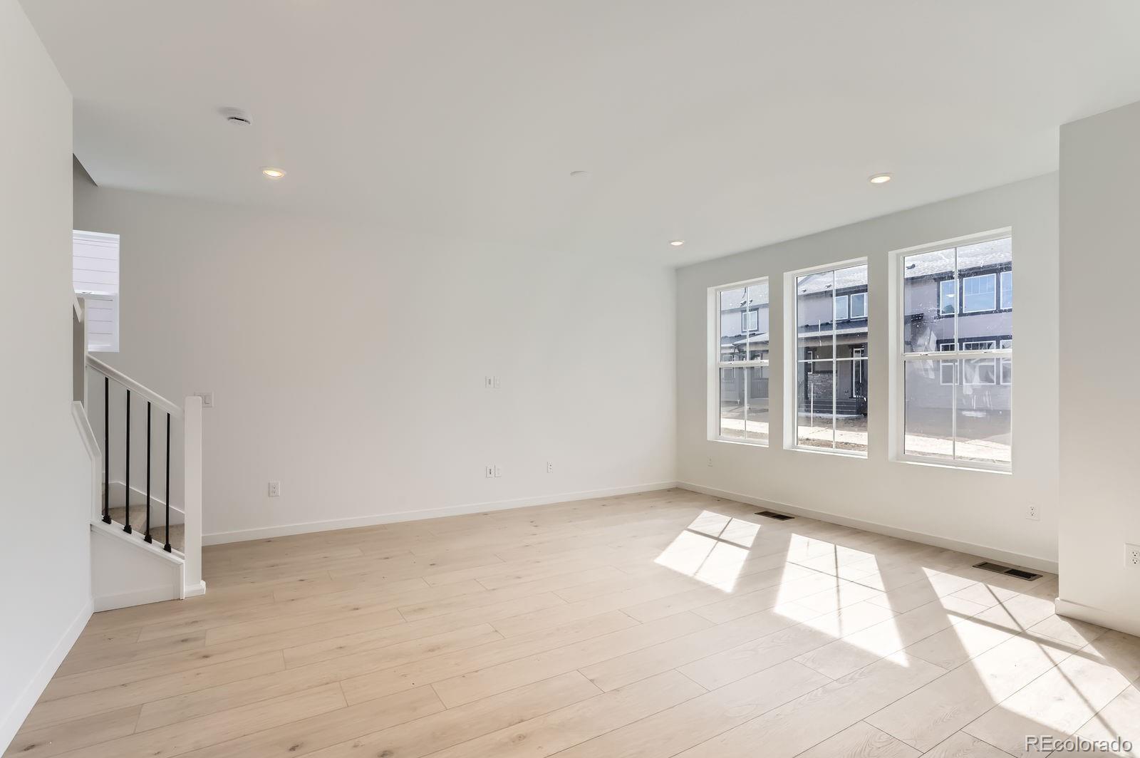 CMA Image for 24716 e evans drive,Aurora, Colorado