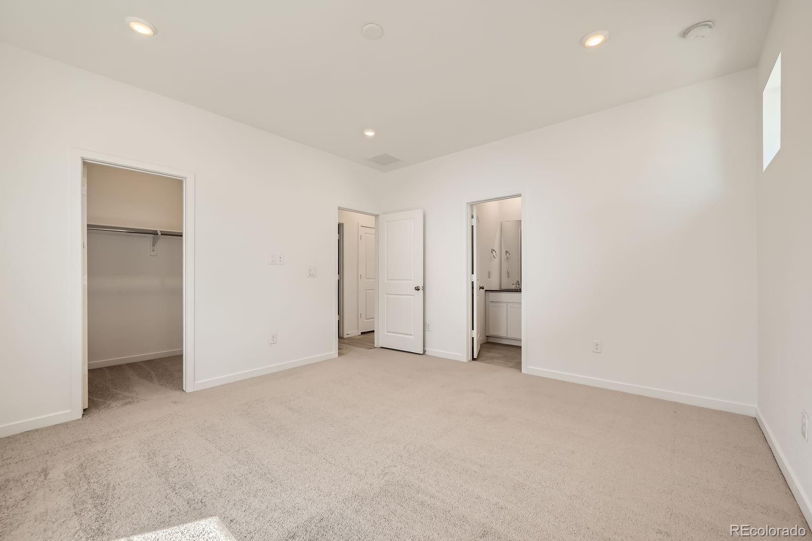 MLS Image #4 for 2078 s haleyville way,aurora, Colorado