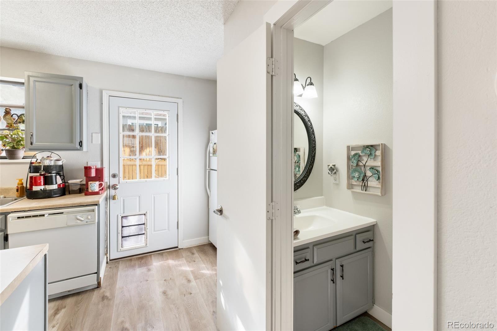 MLS Image #15 for 5425 s delaware street ,littleton, Colorado