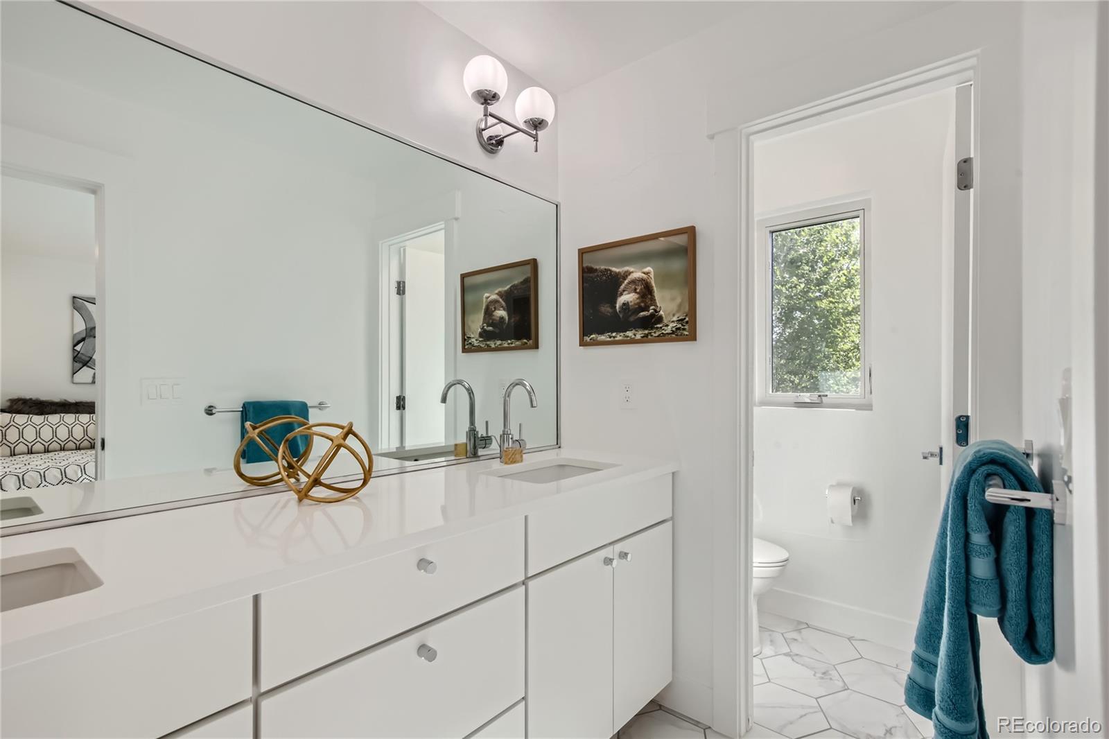 MLS Image #11 for 2945 s elati street,englewood, Colorado