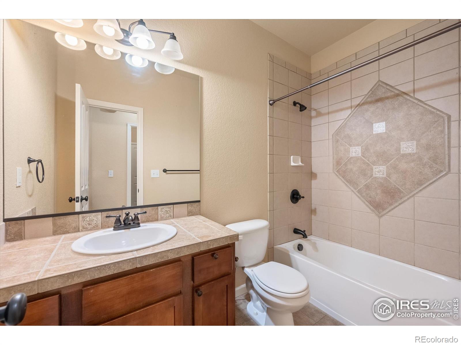 MLS Image #21 for 209  oak street,windsor, Colorado