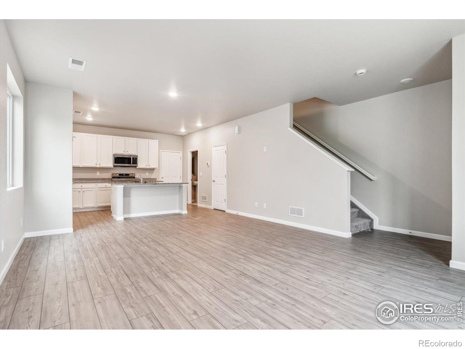 MLS Image #5 for 286  shoveler way,johnstown, Colorado