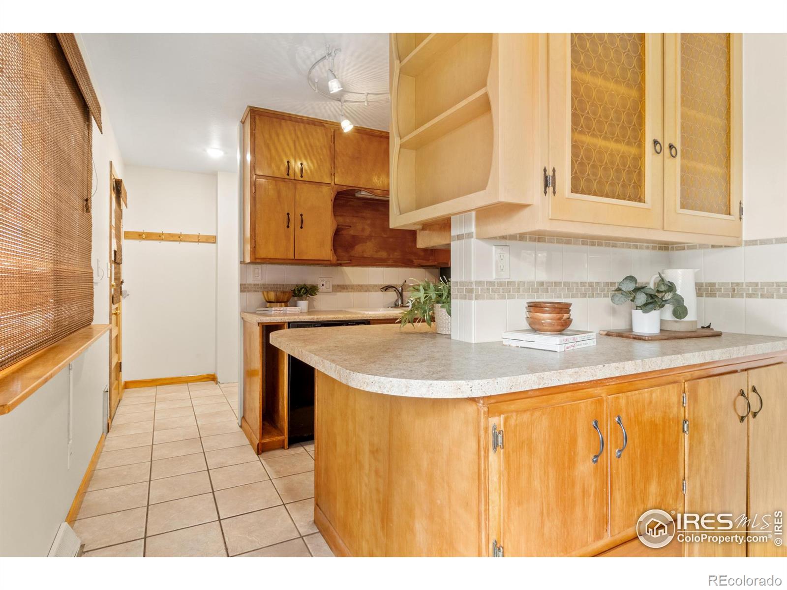 MLS Image #14 for 2604  spruce drive,loveland, Colorado