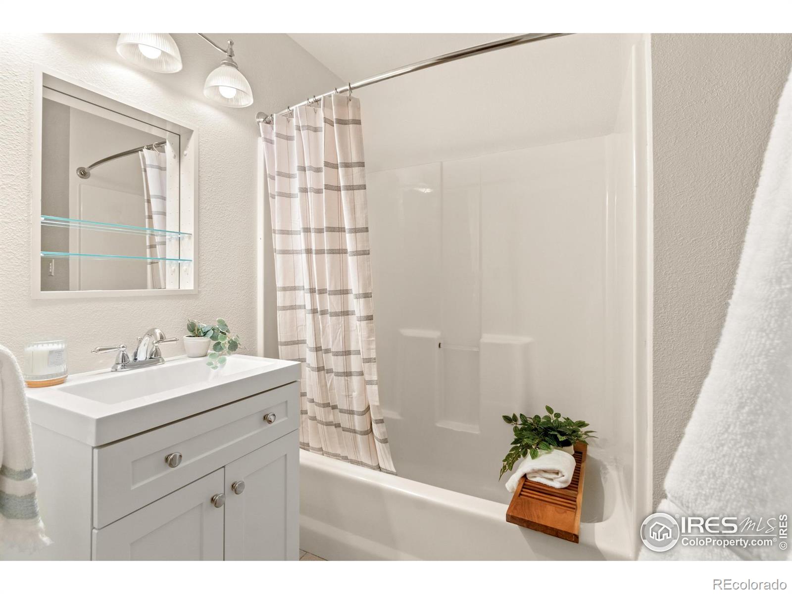 MLS Image #21 for 2604  spruce drive,loveland, Colorado