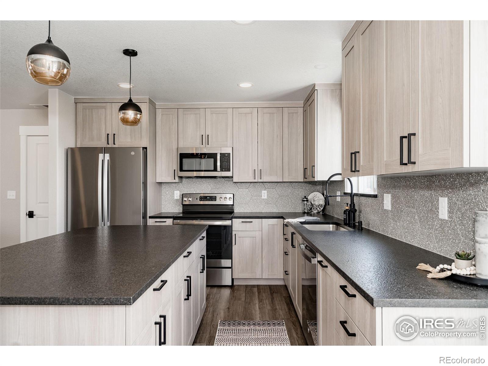 MLS Image #13 for 476  primrose court,loveland, Colorado