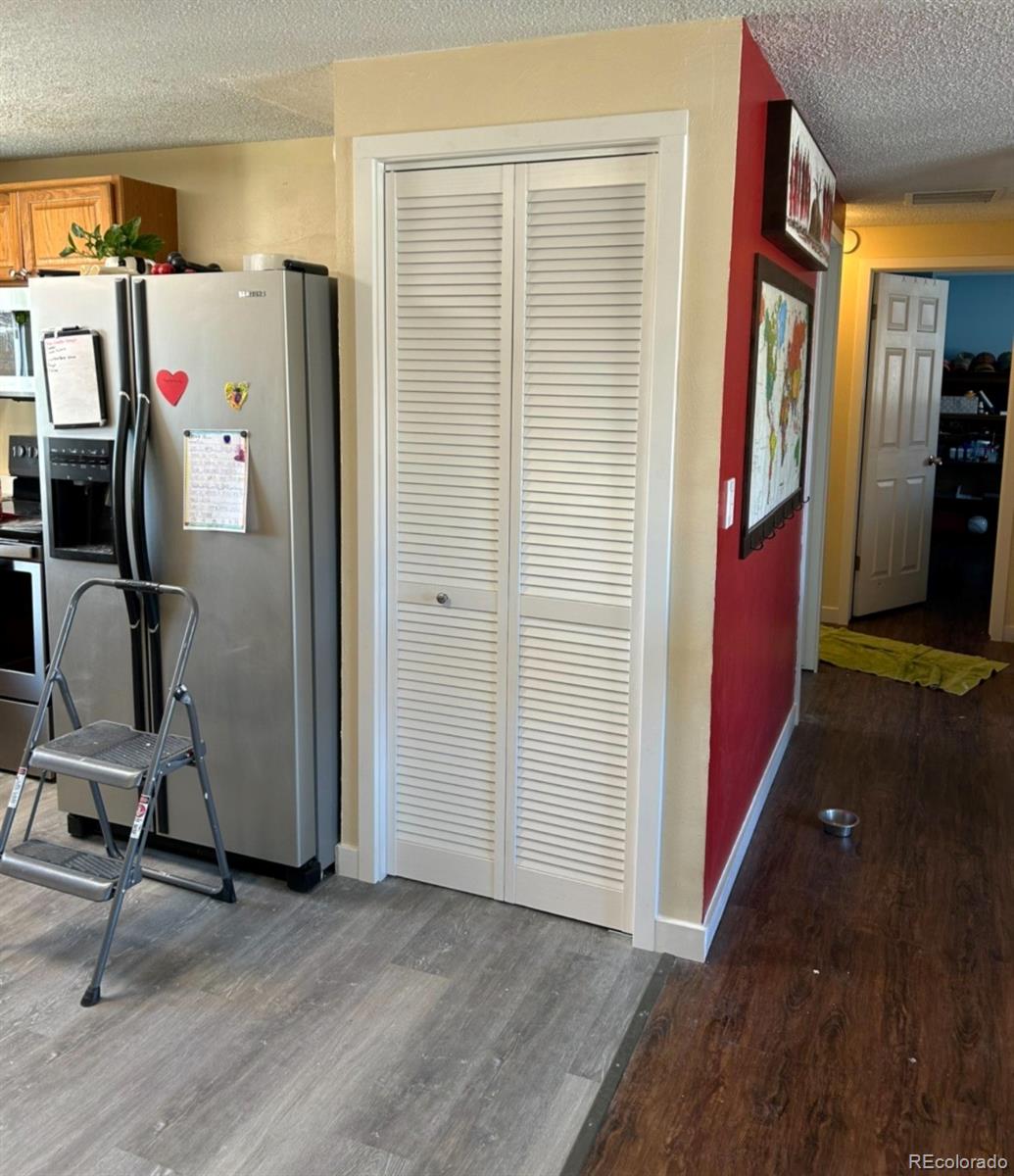 MLS Image #9 for 1051  western drive,colorado springs, Colorado