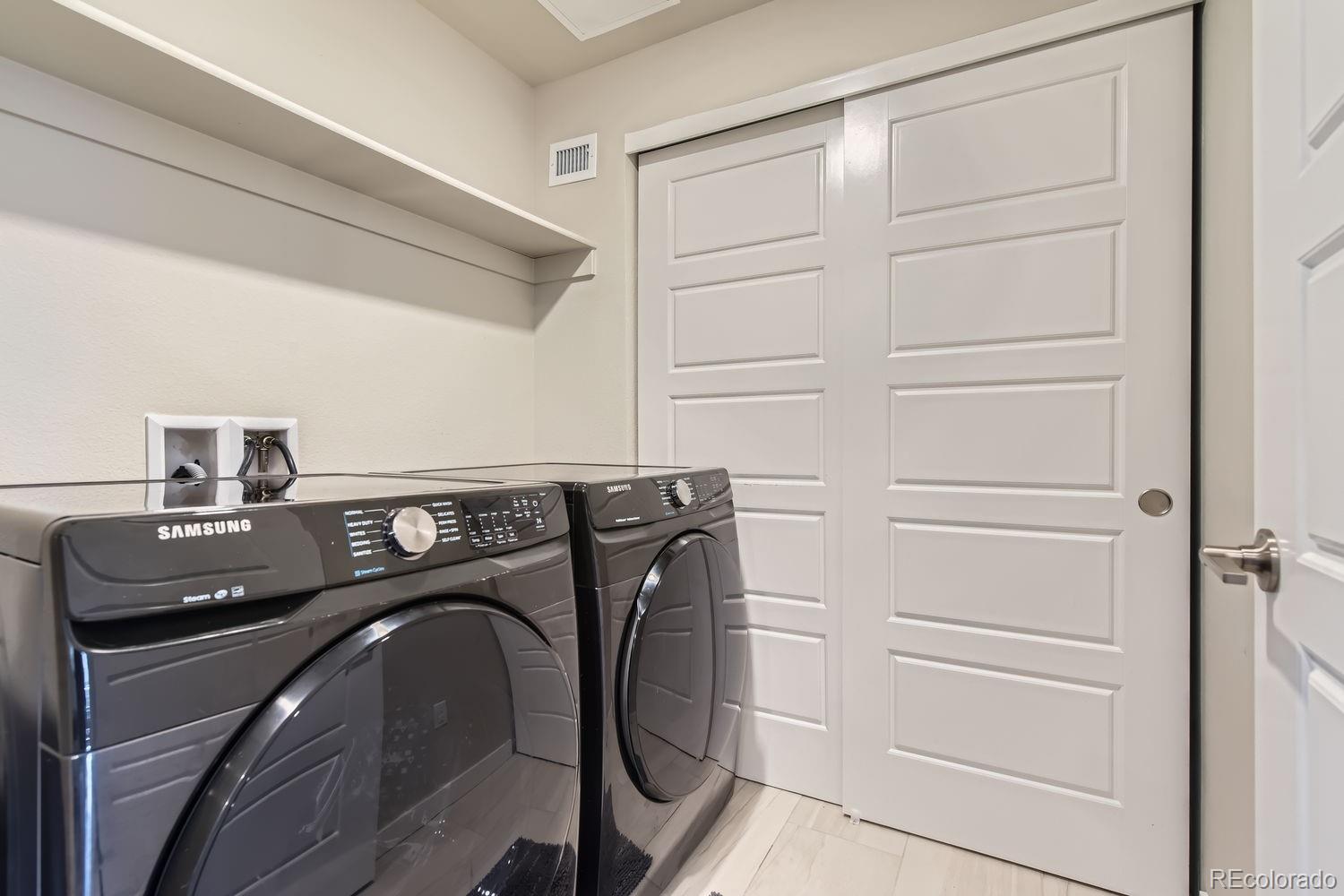 MLS Image #11 for 460 e fremont place 208,centennial, Colorado